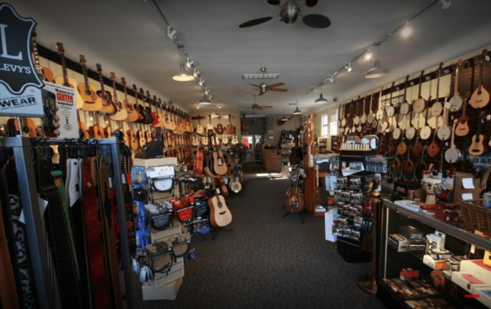Guitar Shop — photo 10