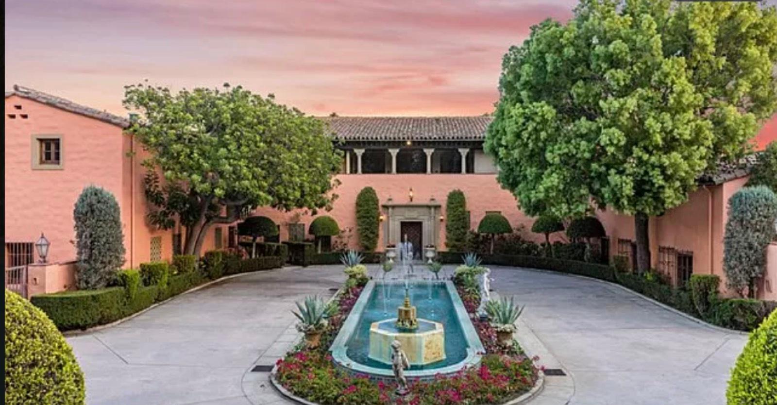 HD's Mega Mansion — photo 7