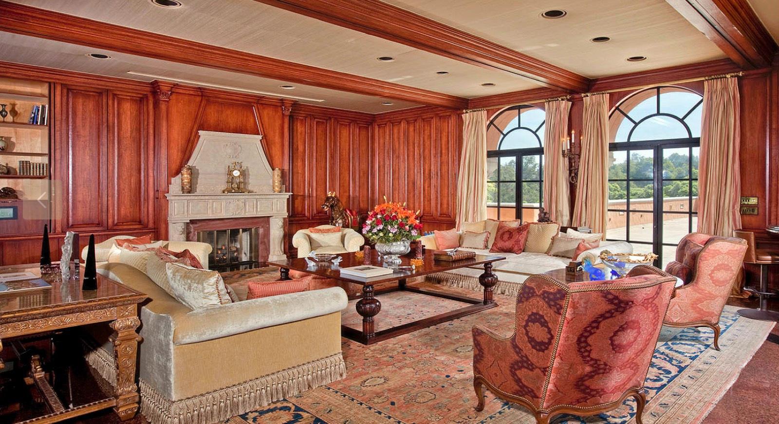 HD's Mega Mansion — photo 10