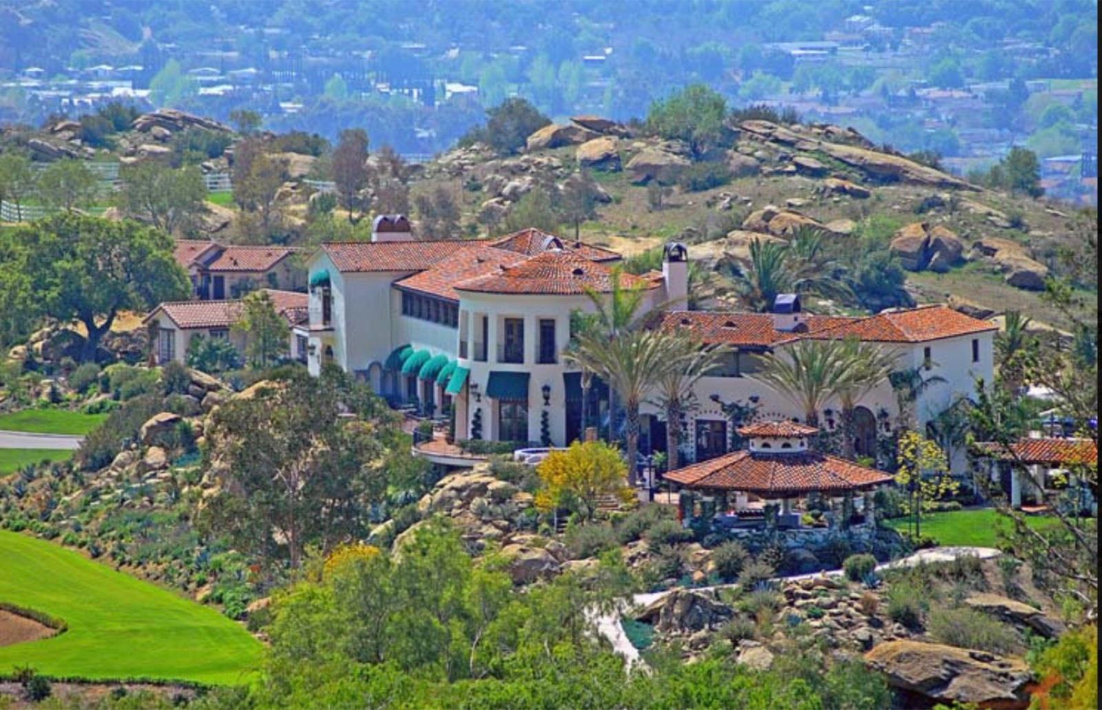 HN's Spanish Mansion Estate — photo 2