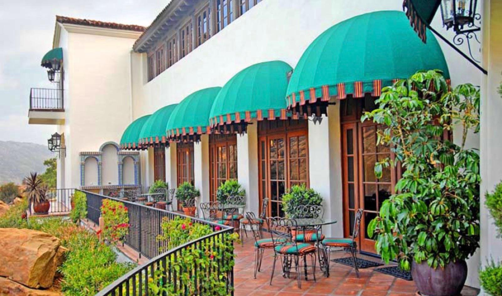HN's Spanish Mansion Estate — photo 9