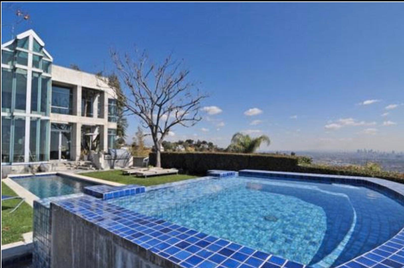Hollywood Architectural View Mansion — photo 1