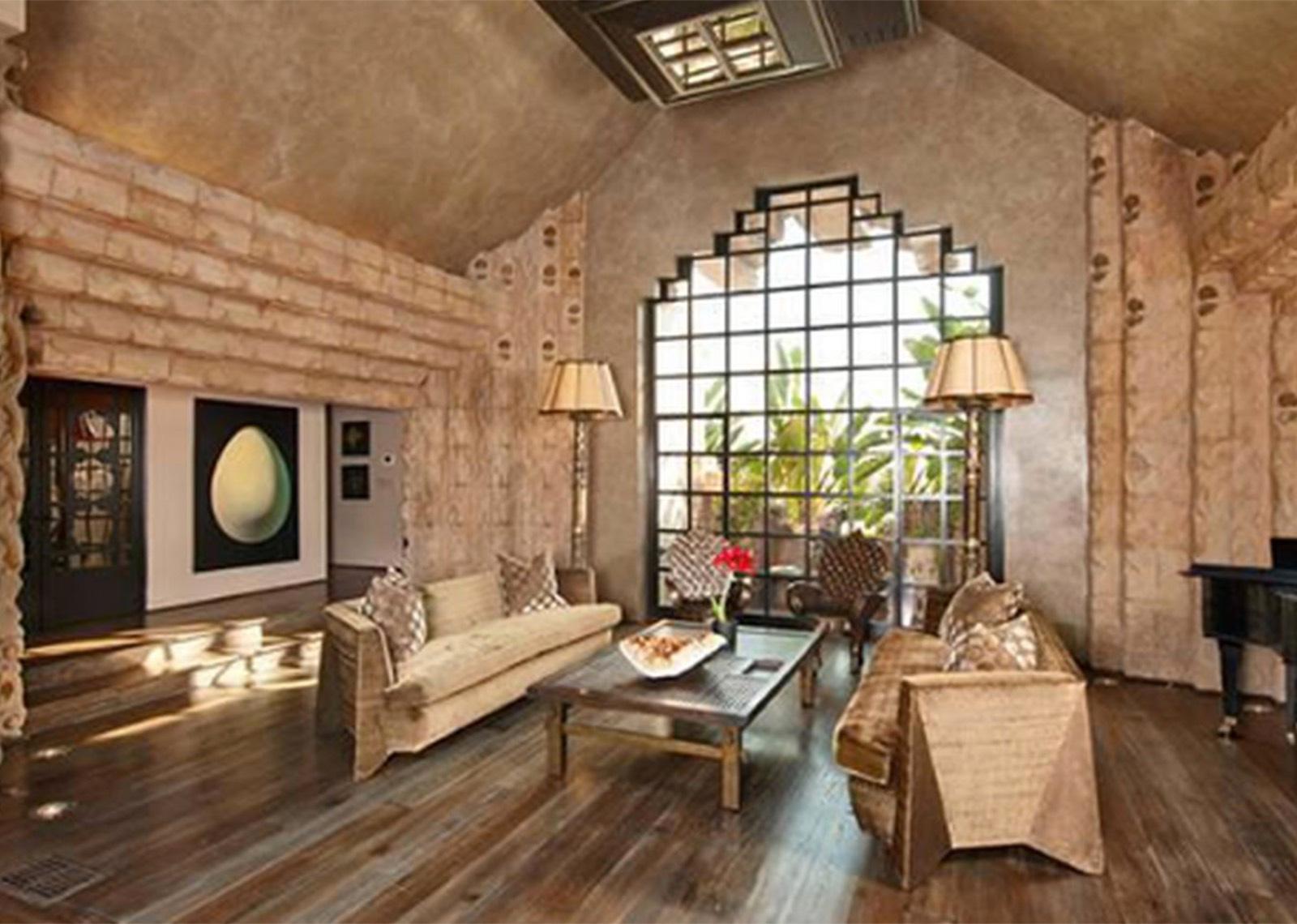 Hollywood Mansion — photo 3