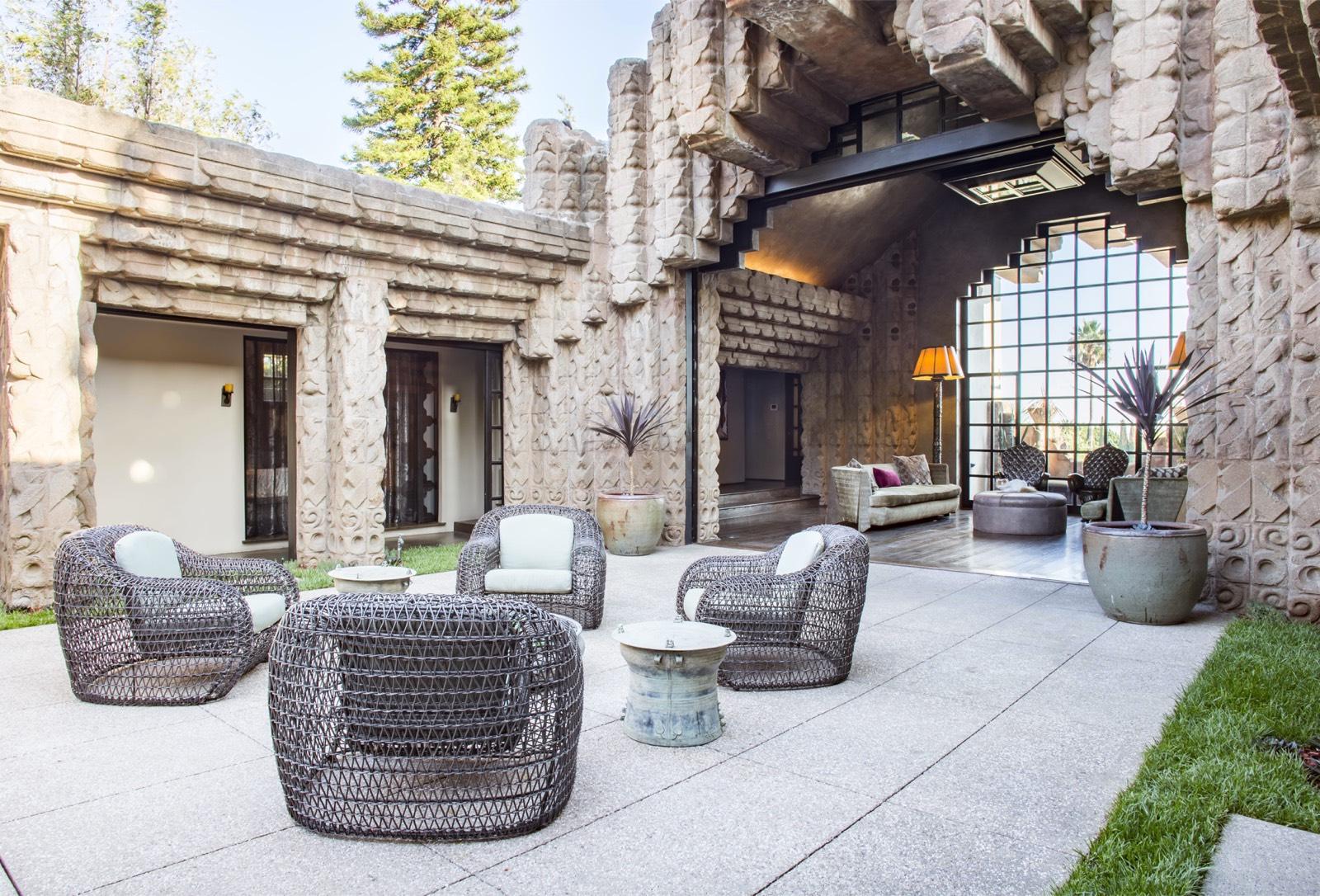Hollywood Mansion — photo 11