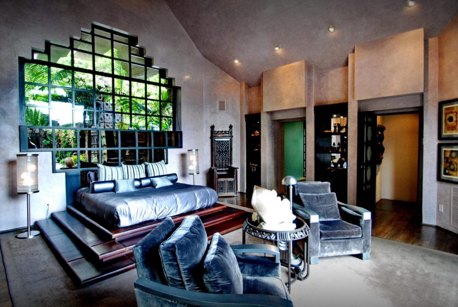 Hollywood Mansion — photo 6