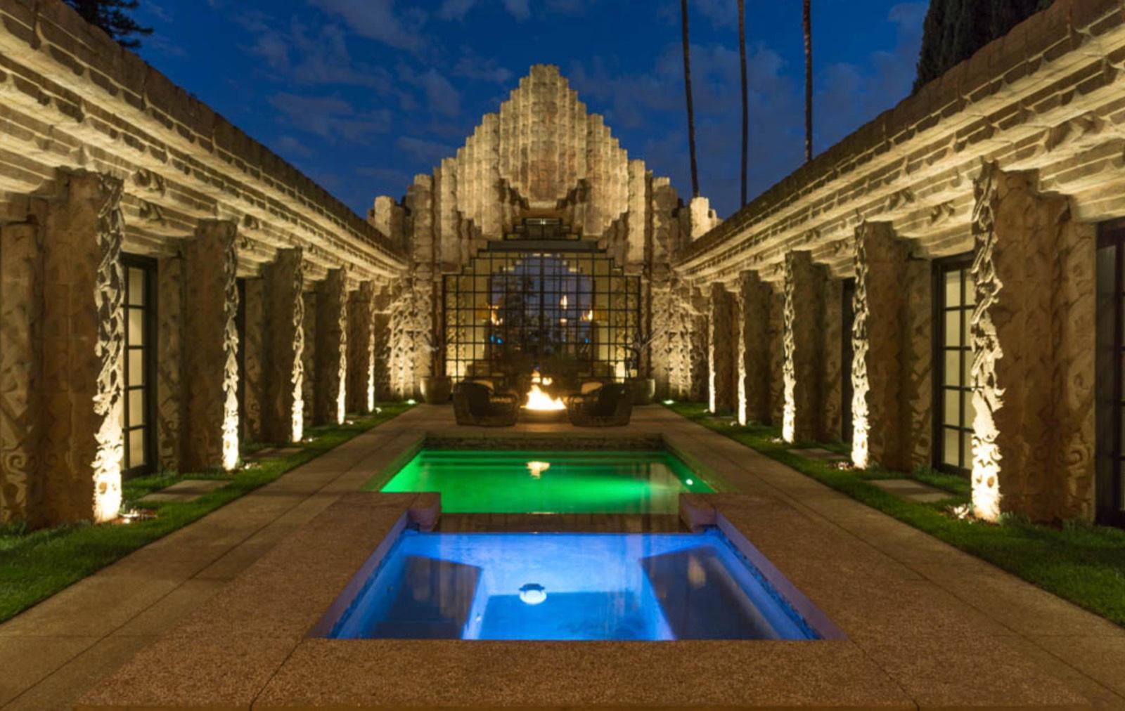 Hollywood Mansion — photo 8