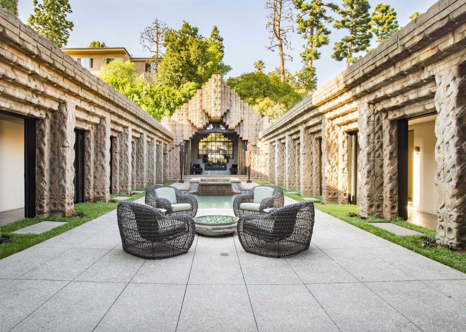 Hollywood Mansion — photo 10