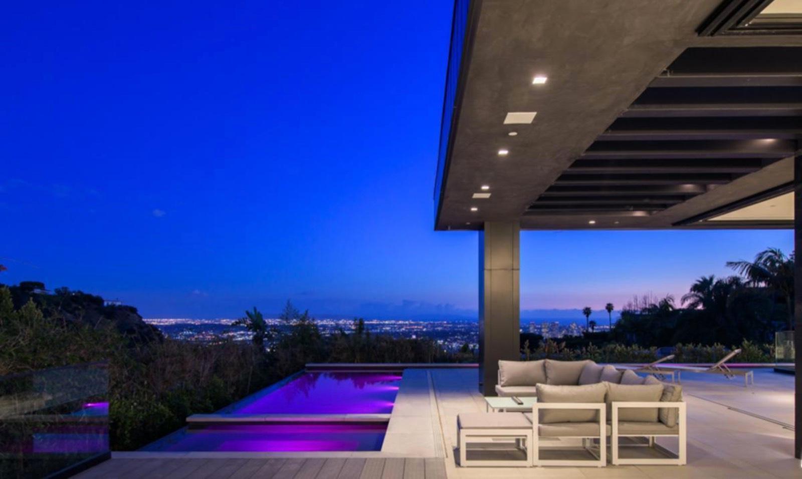 Hollywood Modern Dream — photo 2