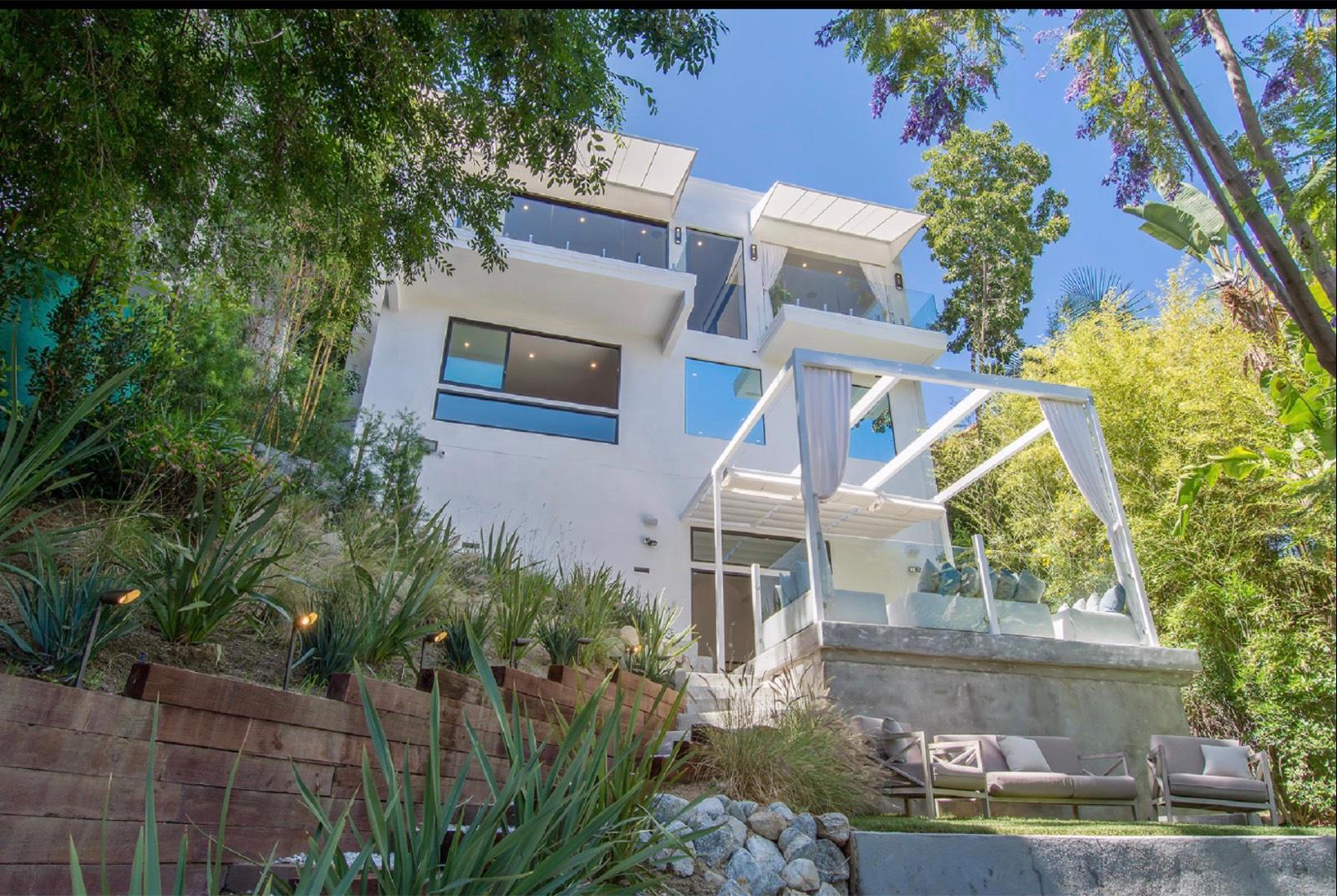Hollywood View Estate — photo 1