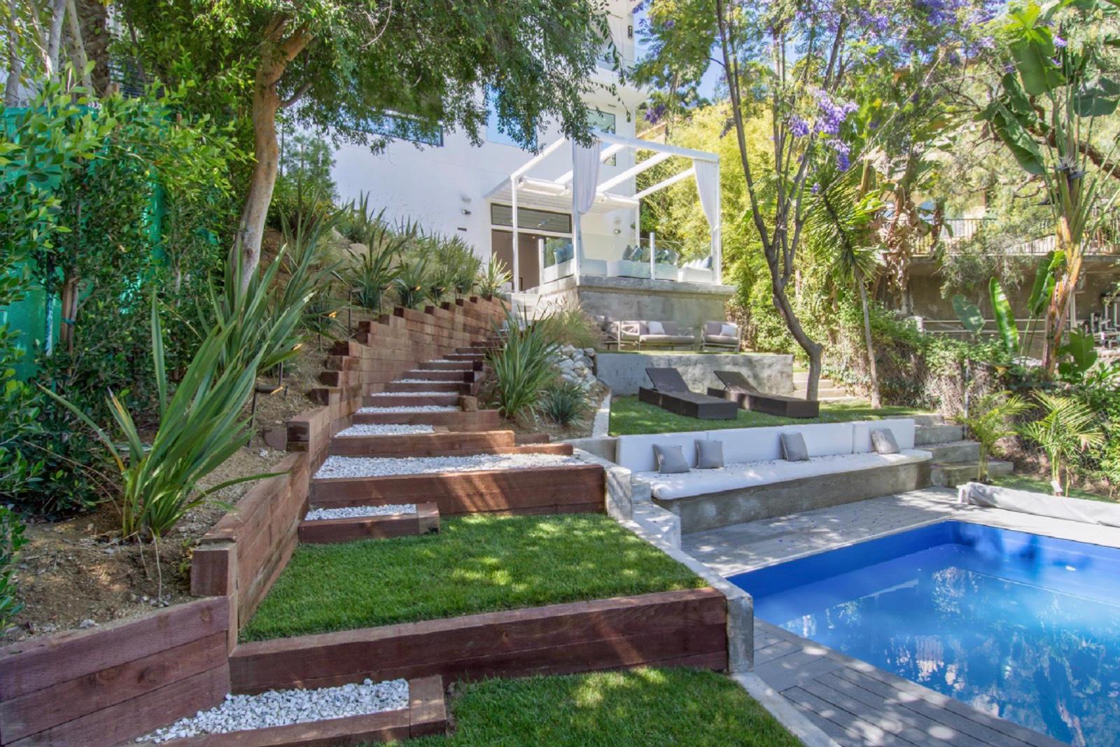 Hollywood View Estate — photo 3