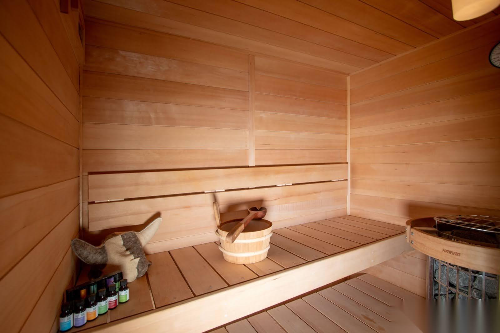 Home with Sauna Creative set-greenroom — photo 4