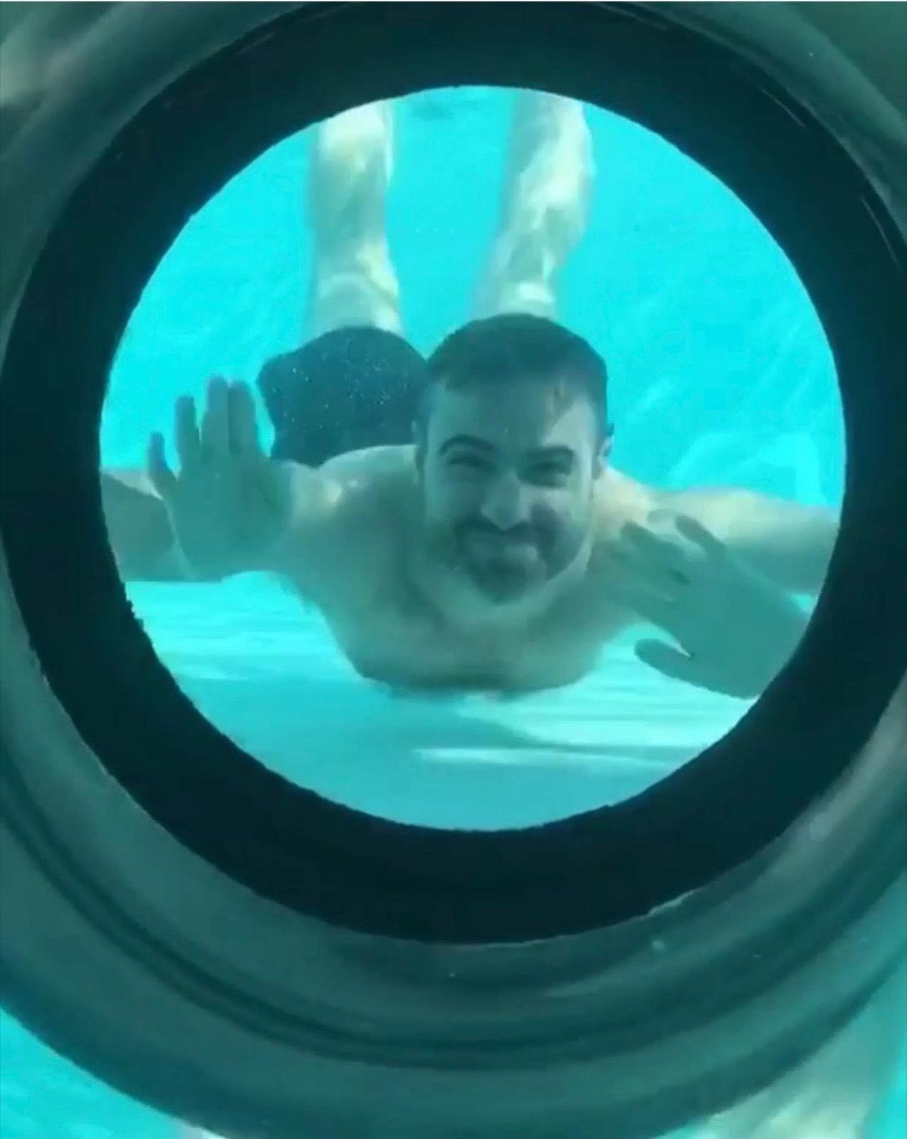 Hotel Glass Bottom Pool — photo 3