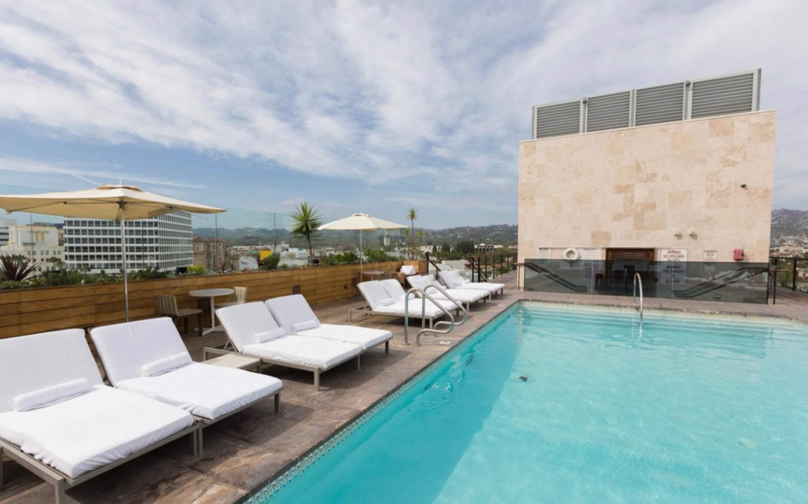 Hotel Glass Bottom Pool — photo 12