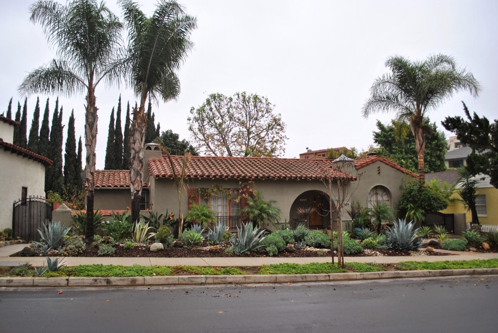House 20 — photo 1