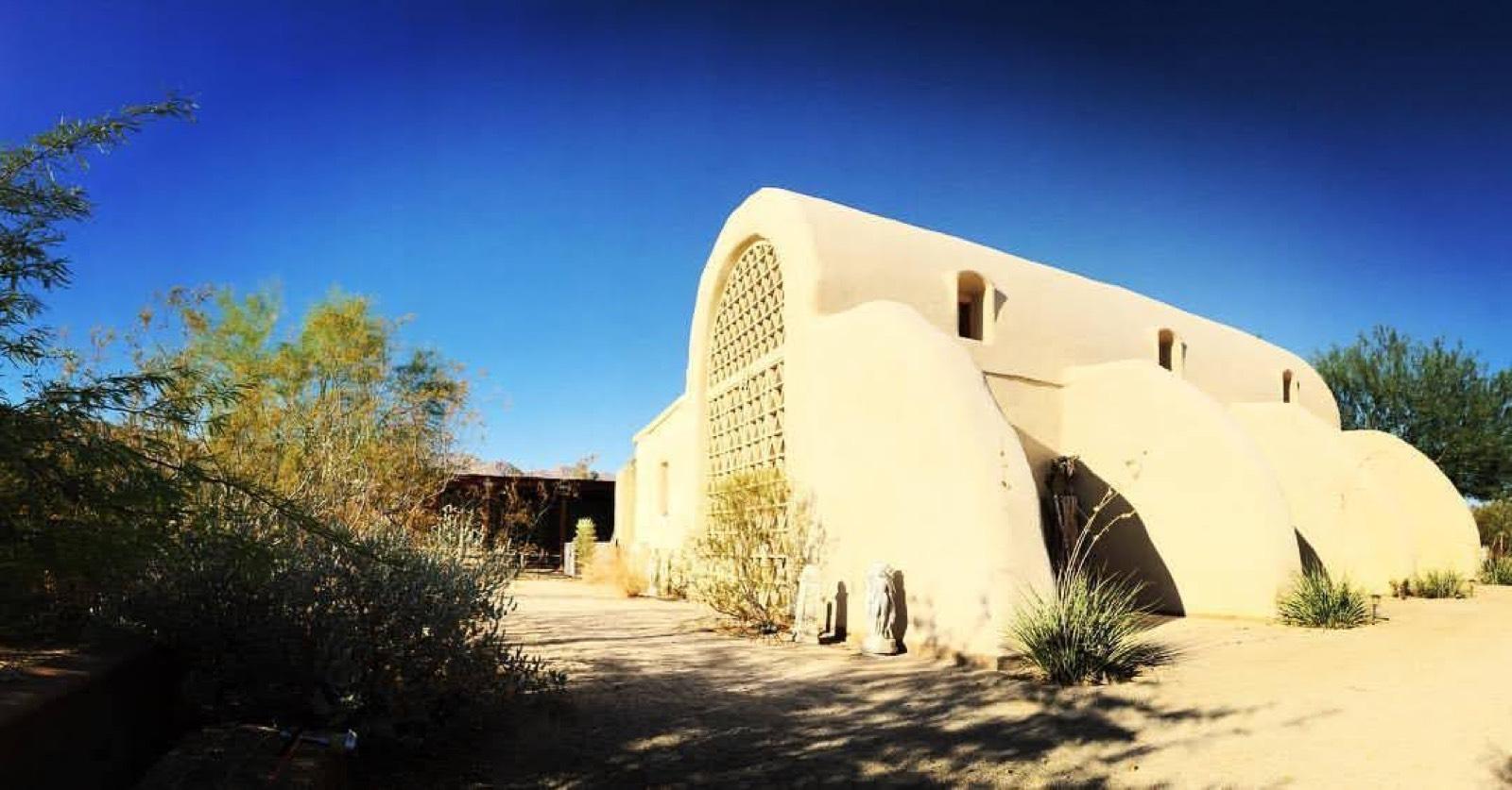 H's Adobe Desert Art Home — photo 3