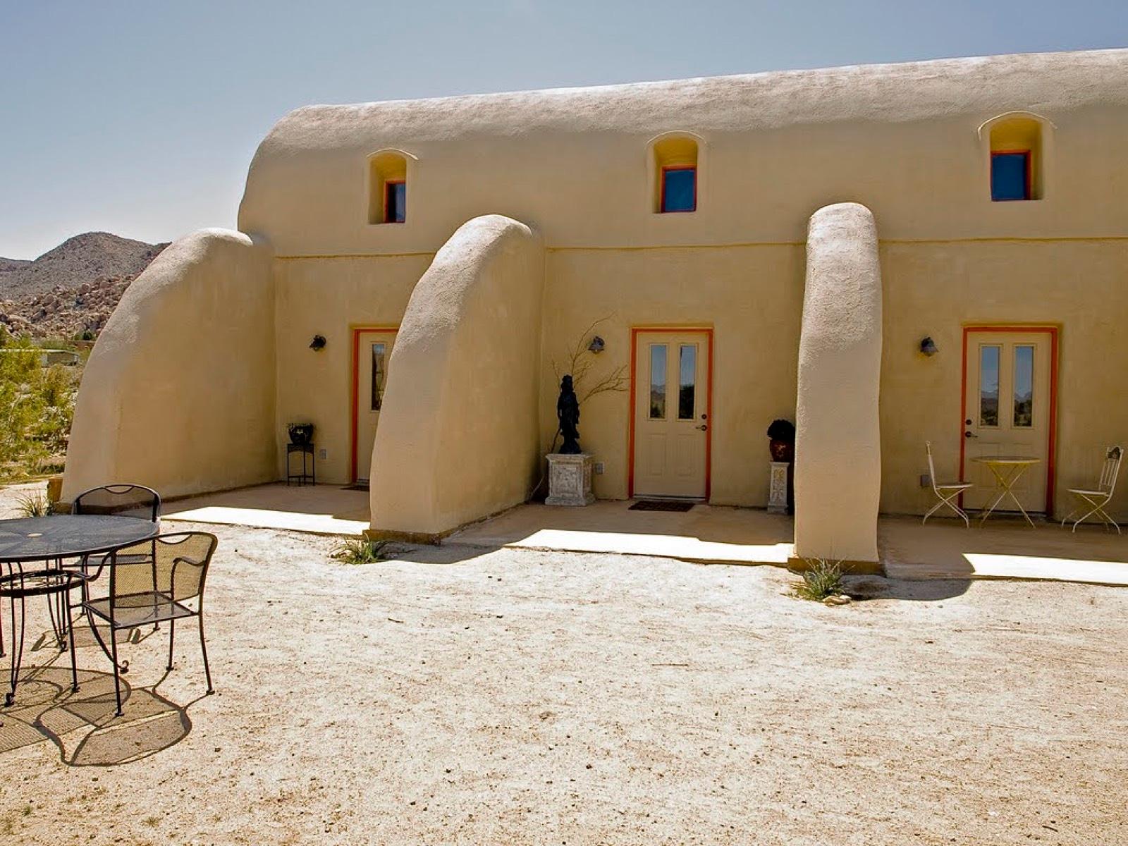 H's Adobe Desert Art Home — photo 7