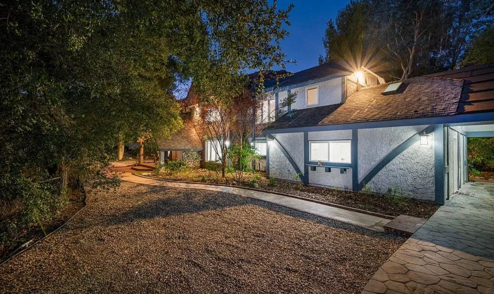 H's Calabasas Estate — photo 3