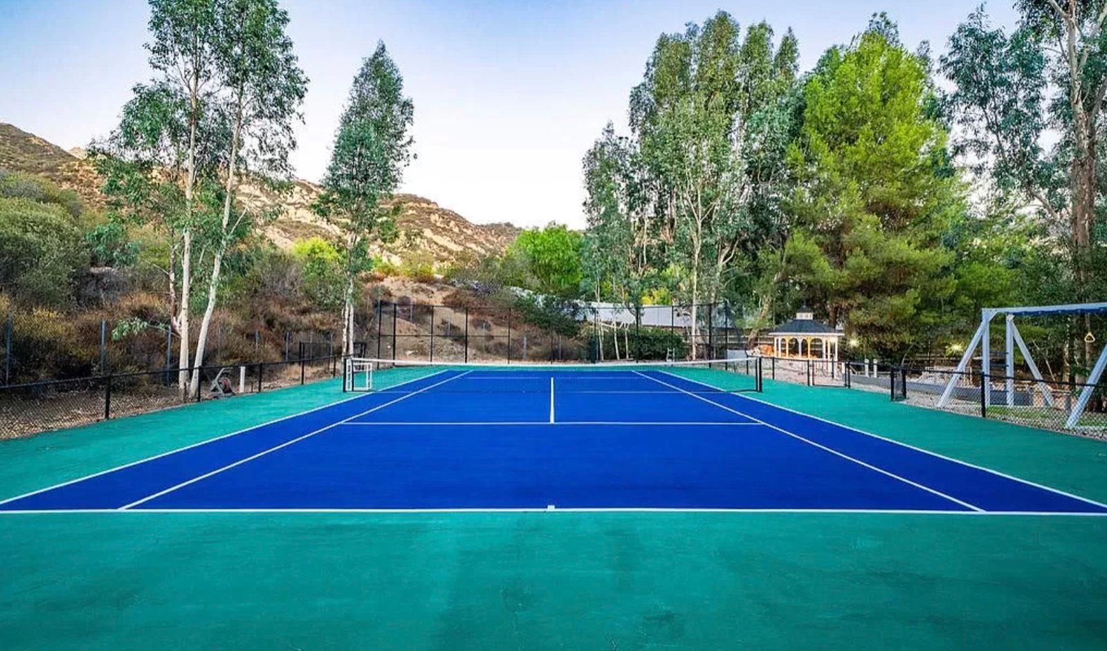 H's Calabasas Estate — photo 5