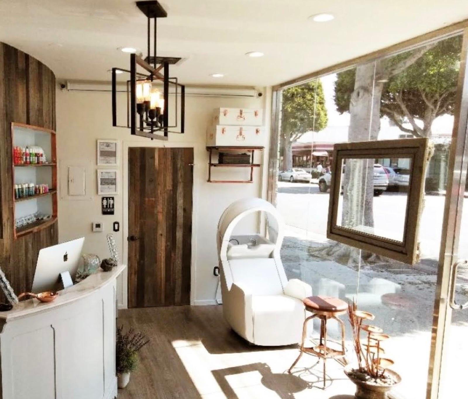 H's Cute Lux Salon — photo 4