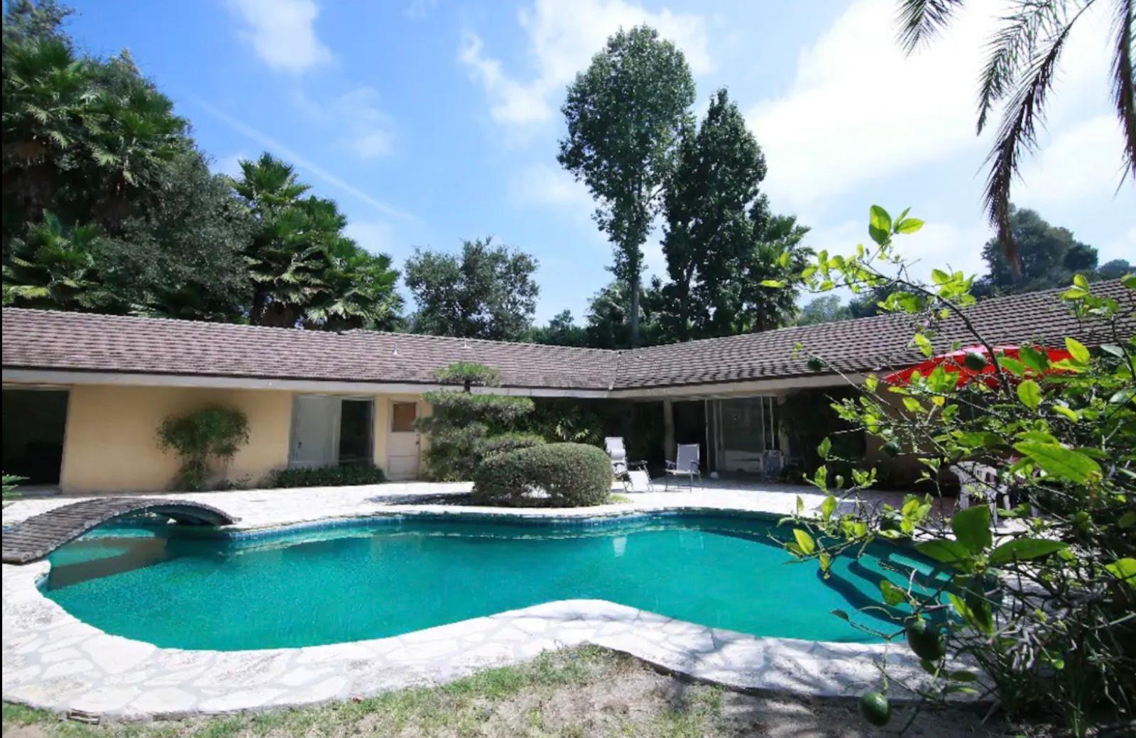 H's Midcentury Bel Air — photo 1