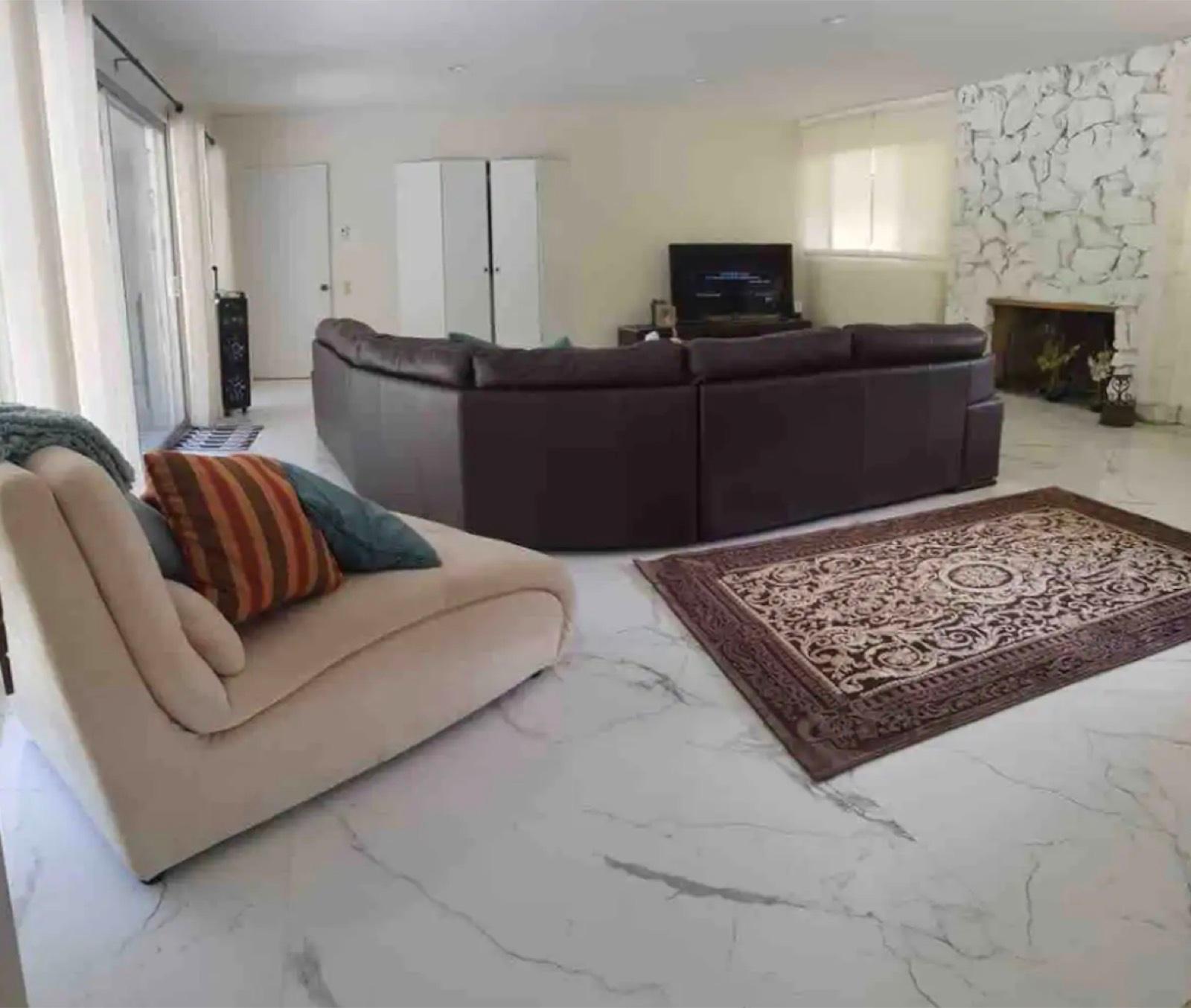 H's Midcentury Bel Air — photo 6