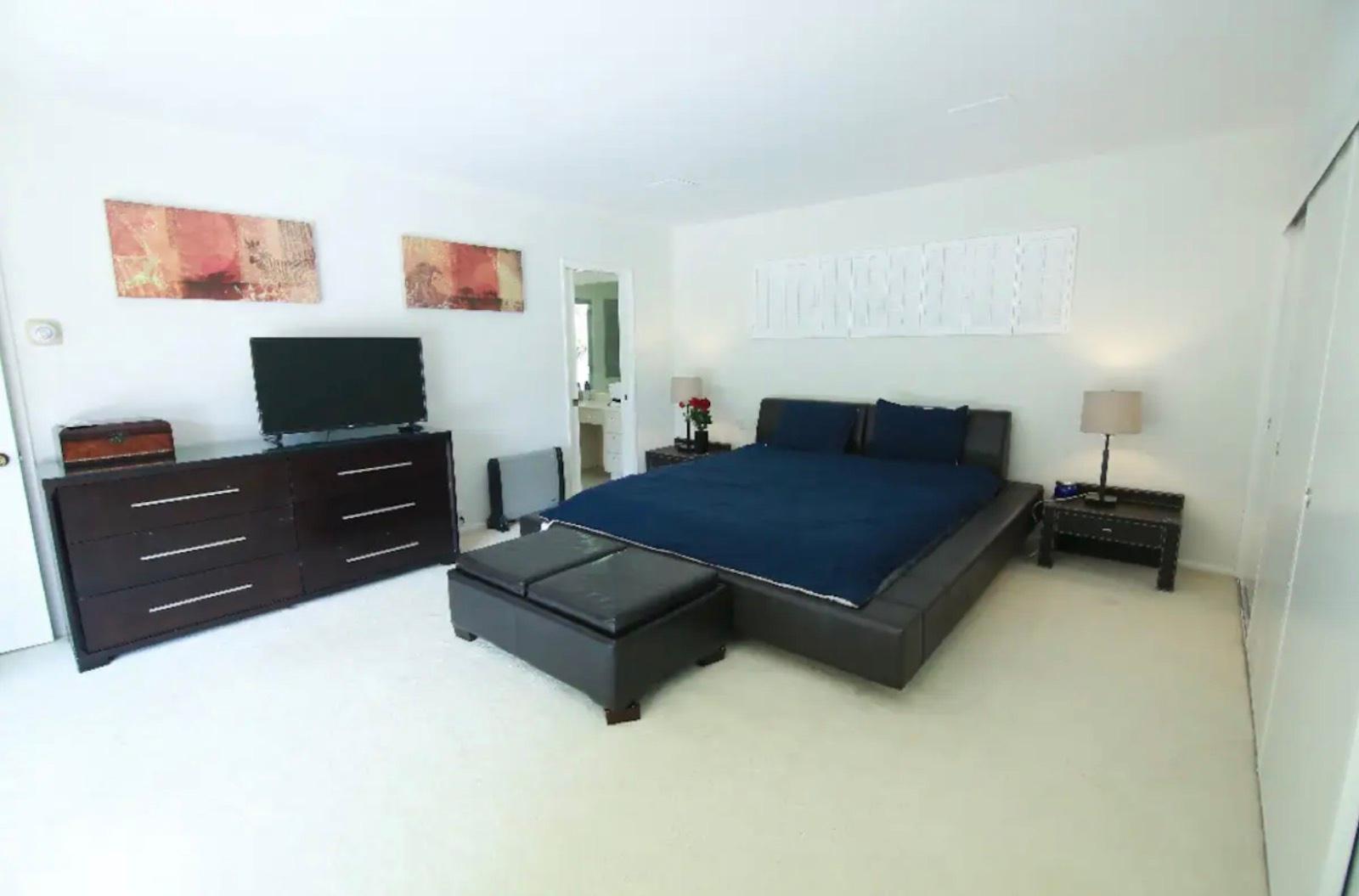 H's Midcentury Bel Air — photo 10