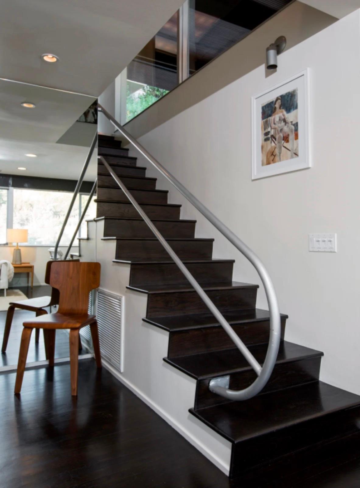 H's Midcentury Open Garage Home — photo 12