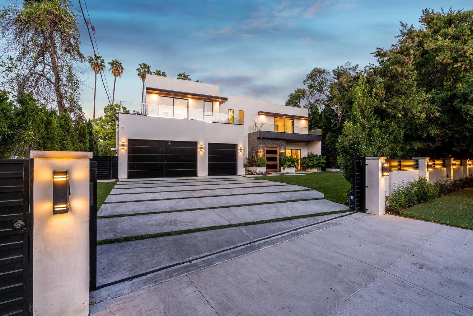H’s Mod Event House — photo 2