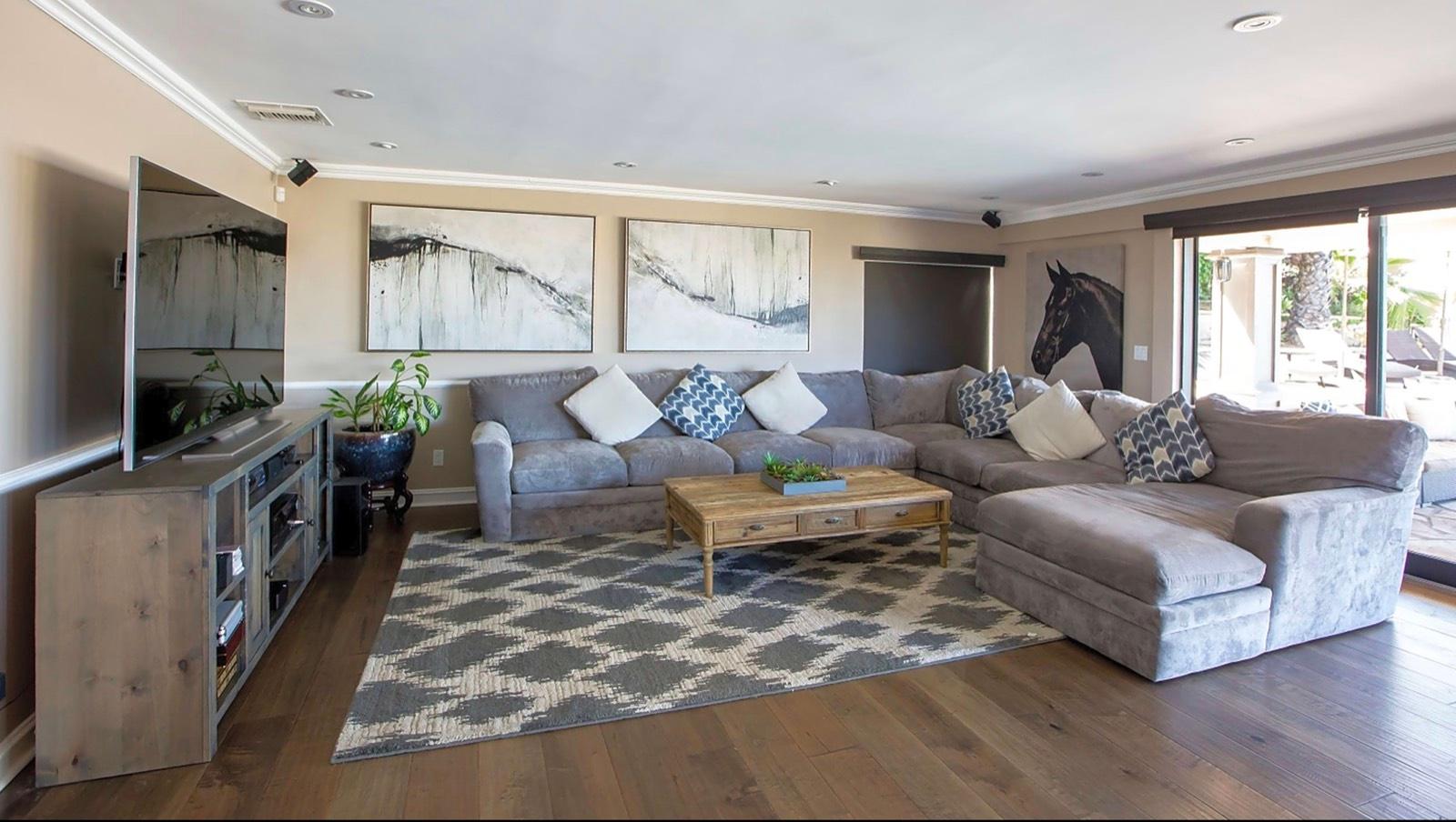 H's Traditional Valley House — photo 6