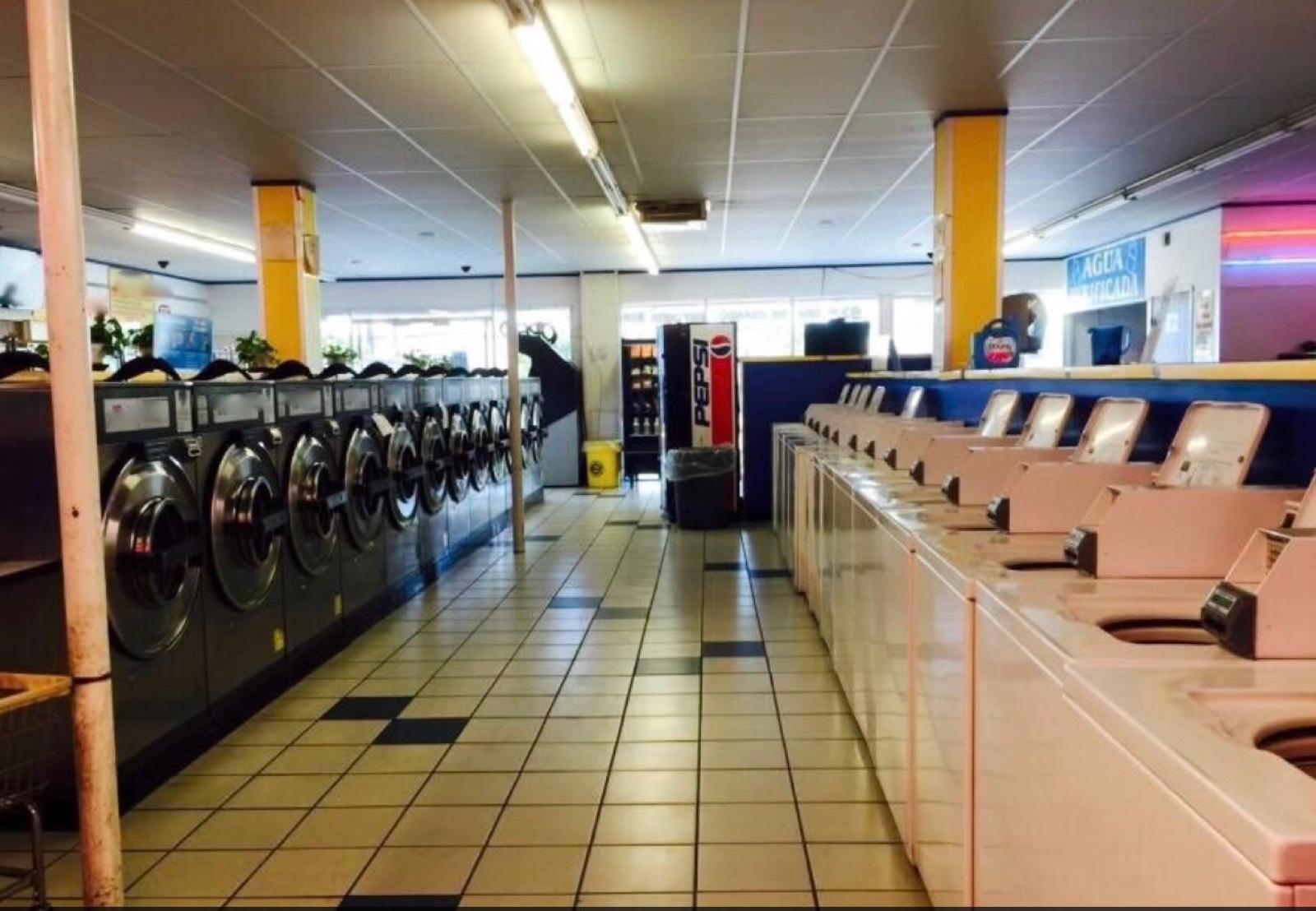 H's Valley Laundromat — photo 4