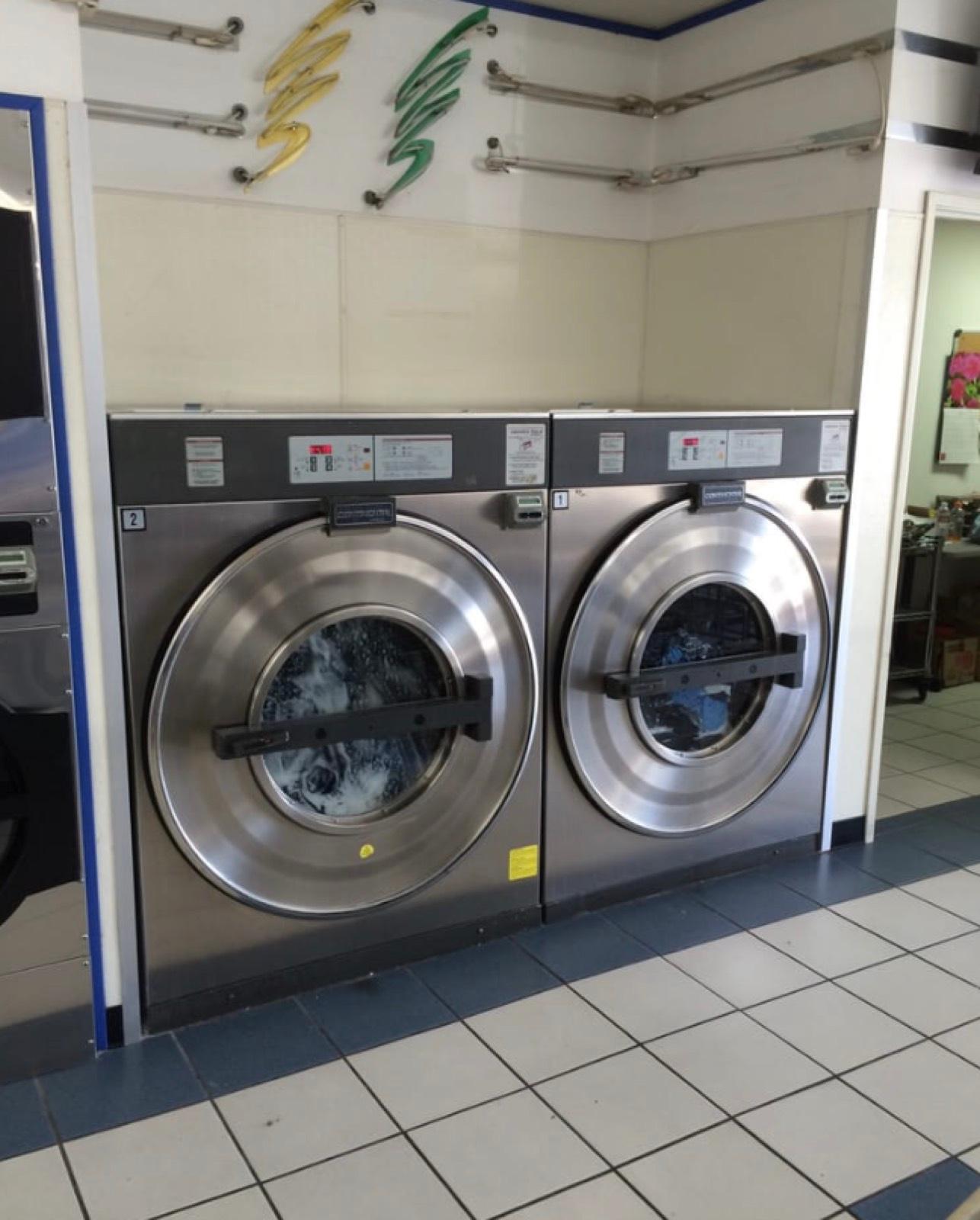 H's Valley Laundromat — photo 7