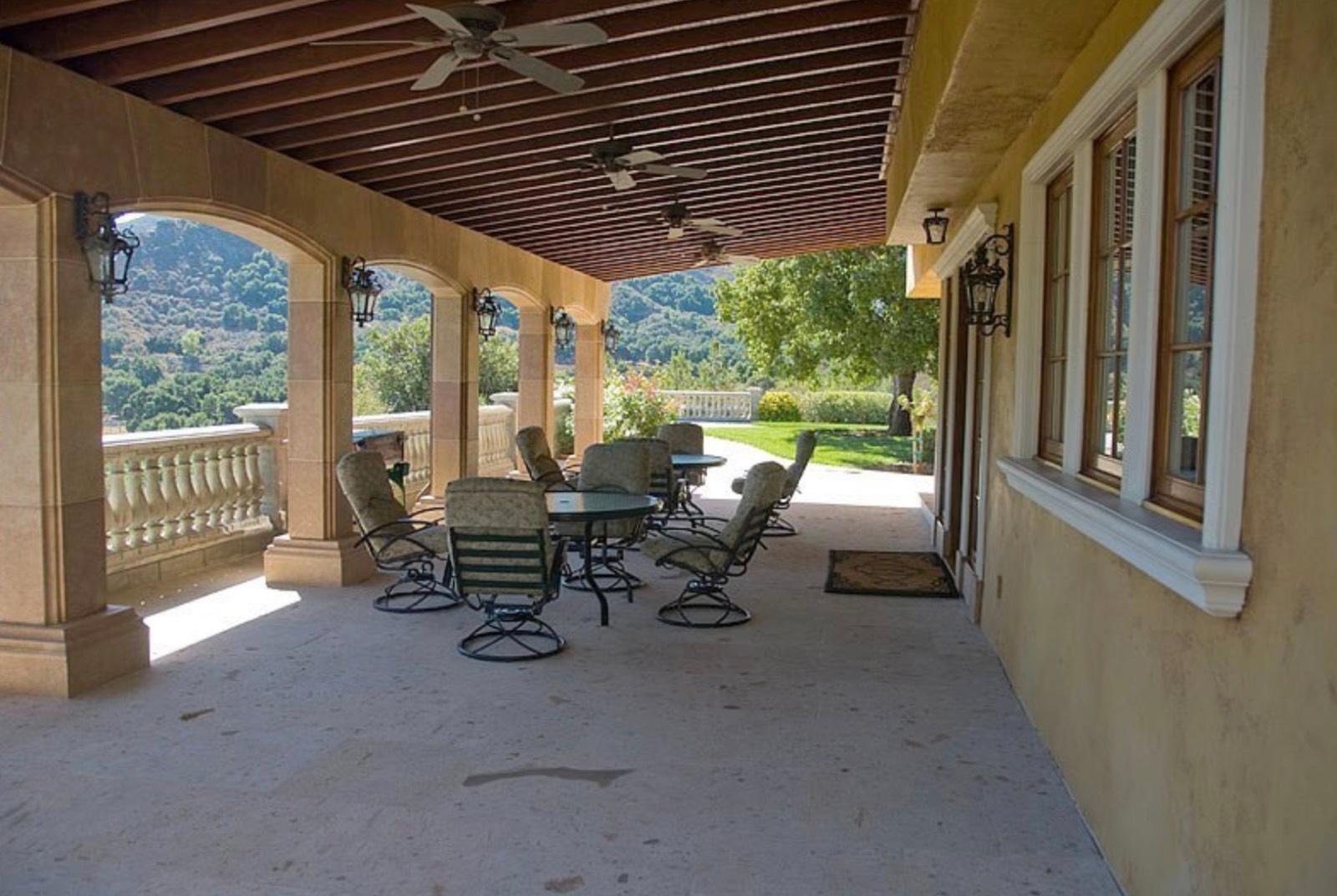 Huge Acres Studio ranch — photo 4