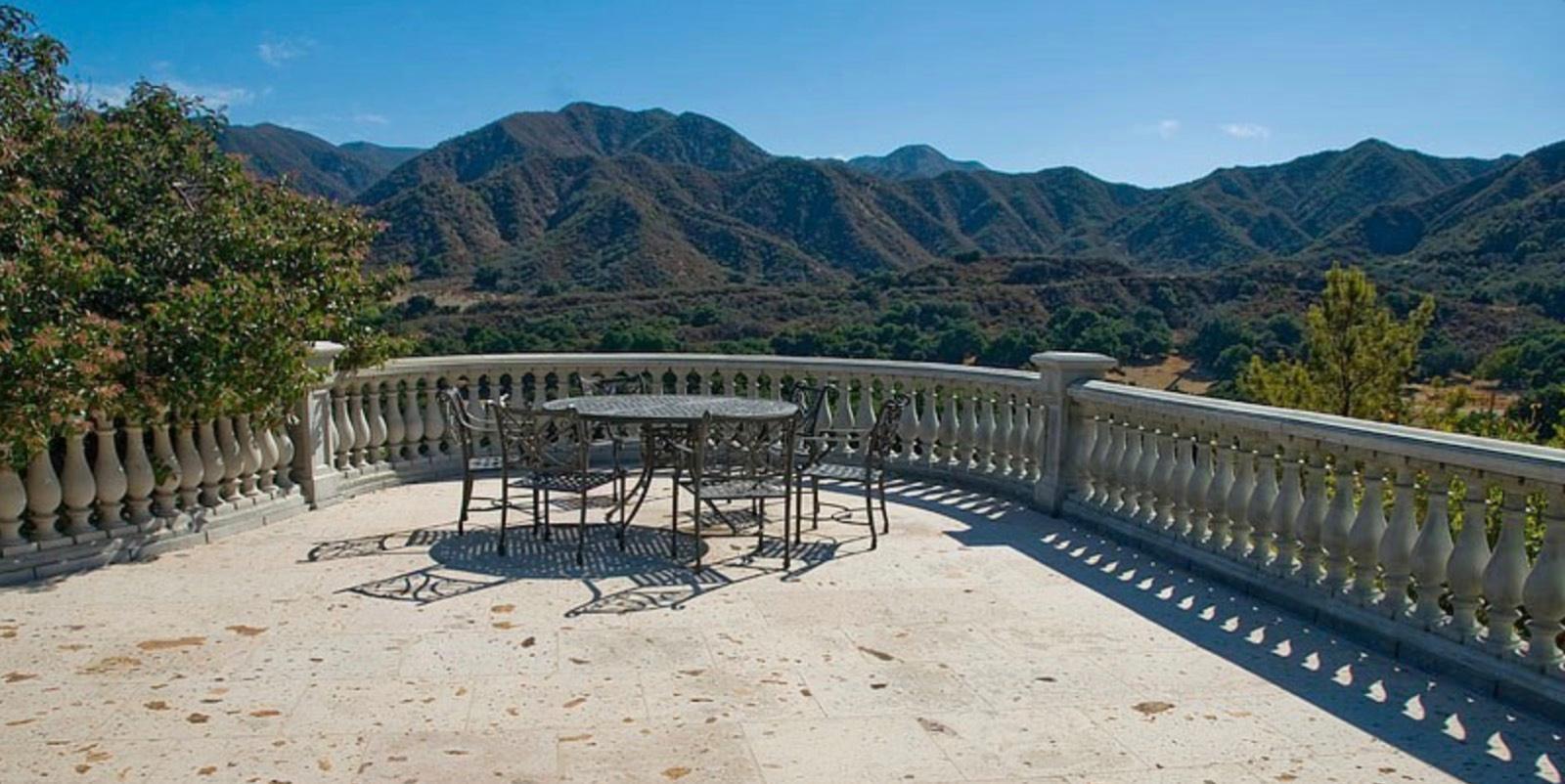Huge Acres Studio ranch — photo 8