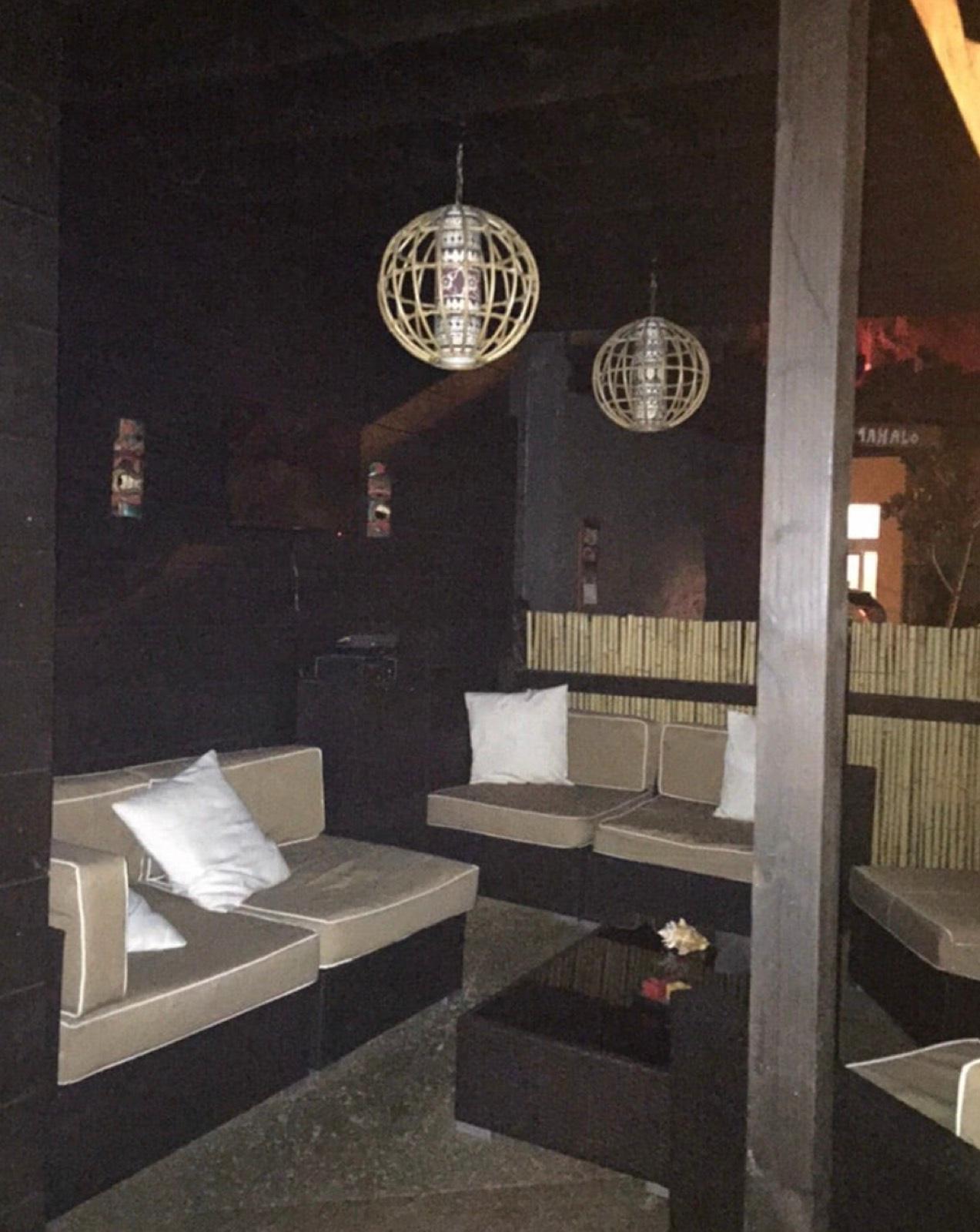 I's tiki bar — photo 11