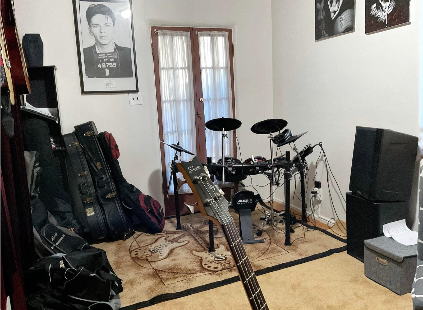 ID's Music Bungalow — photo 1