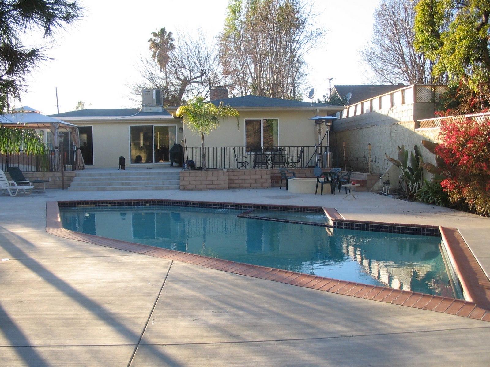 Indulgence Party House — photo 1