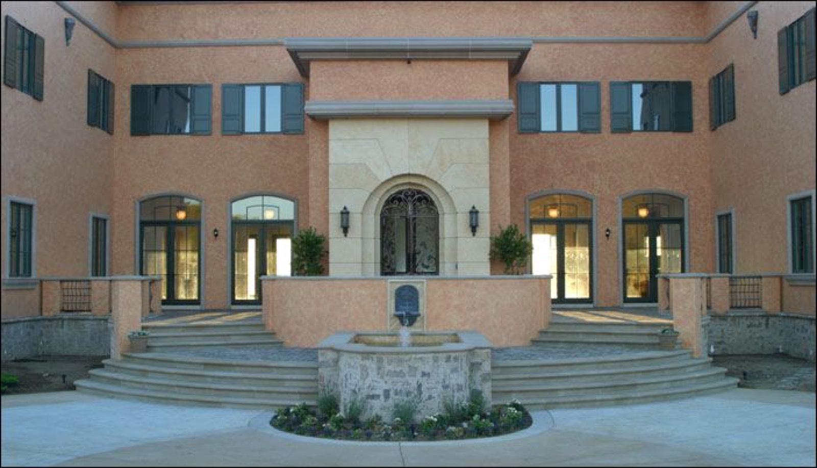 Italian Villa — photo 9
