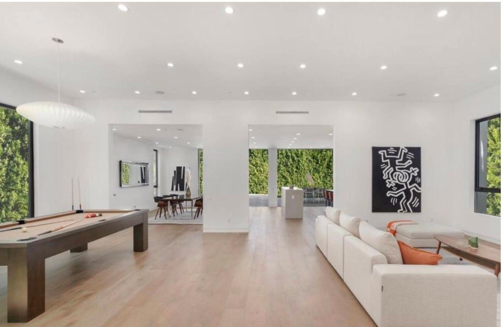 J's Modern Bonita Home — photo 7