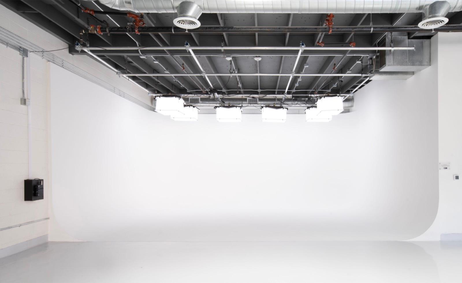 J's White Studio — photo 1