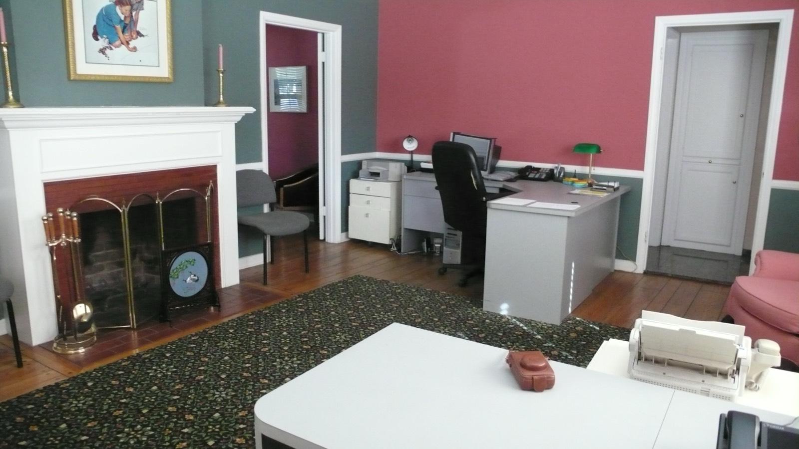Jana's Office — photo 2