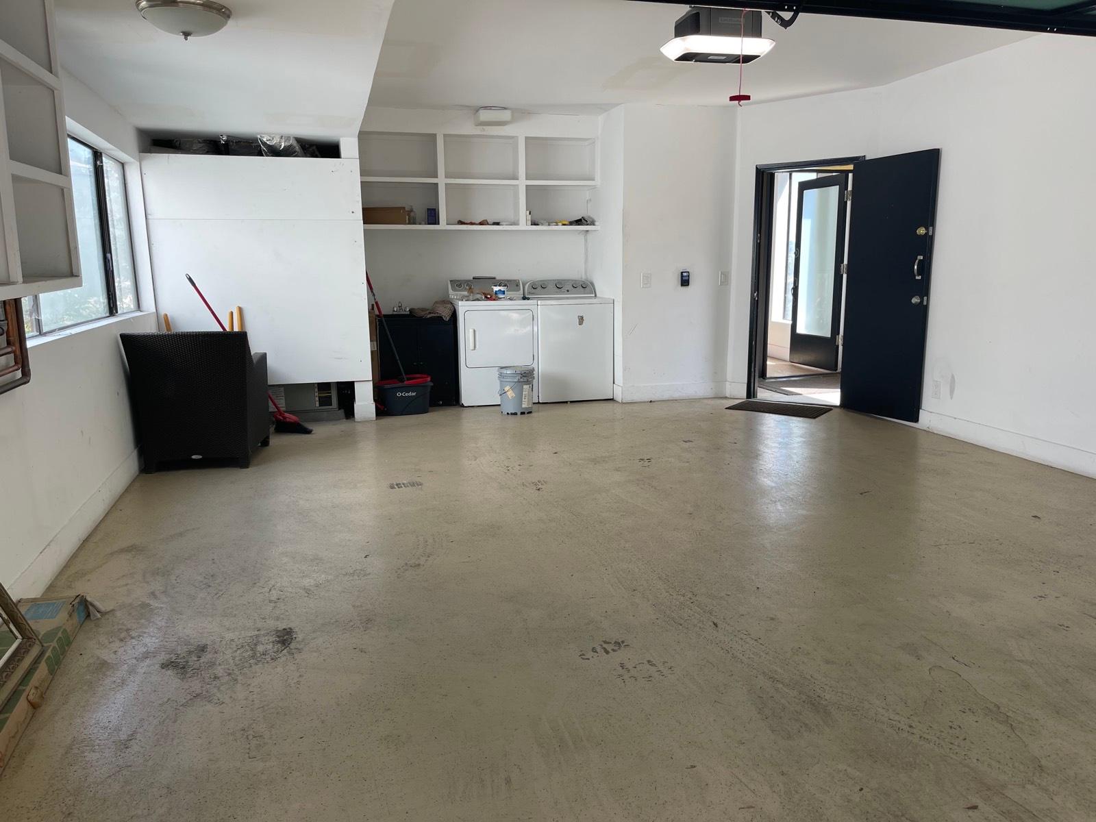 Jas 4 story hollywood h mod abode — photo 2