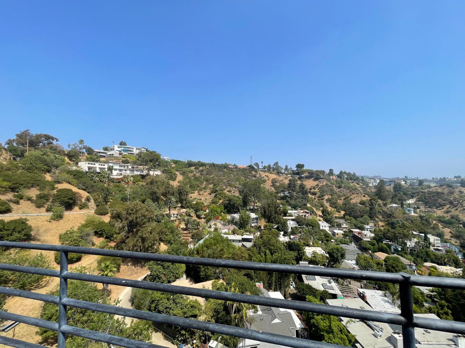 Jas 4 story hollywood h mod abode — photo 10