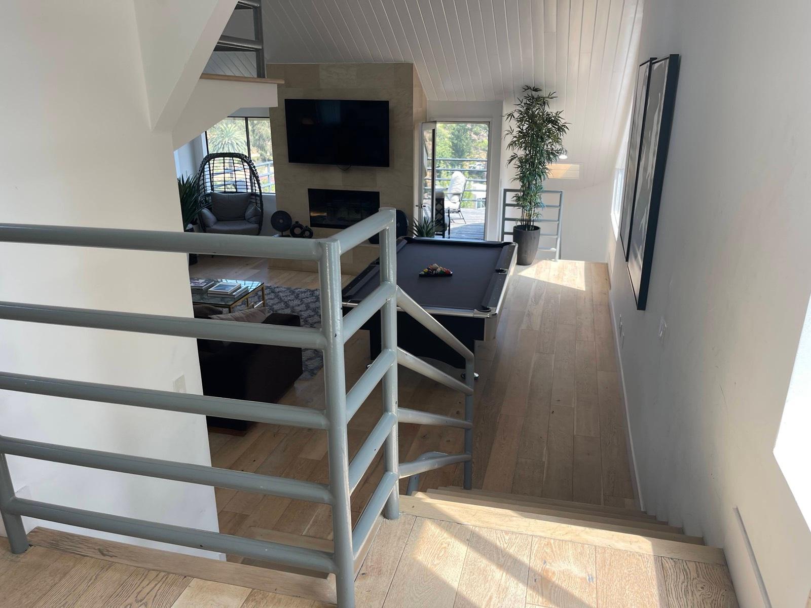 Jas 4 story hollywood h mod abode — photo 5