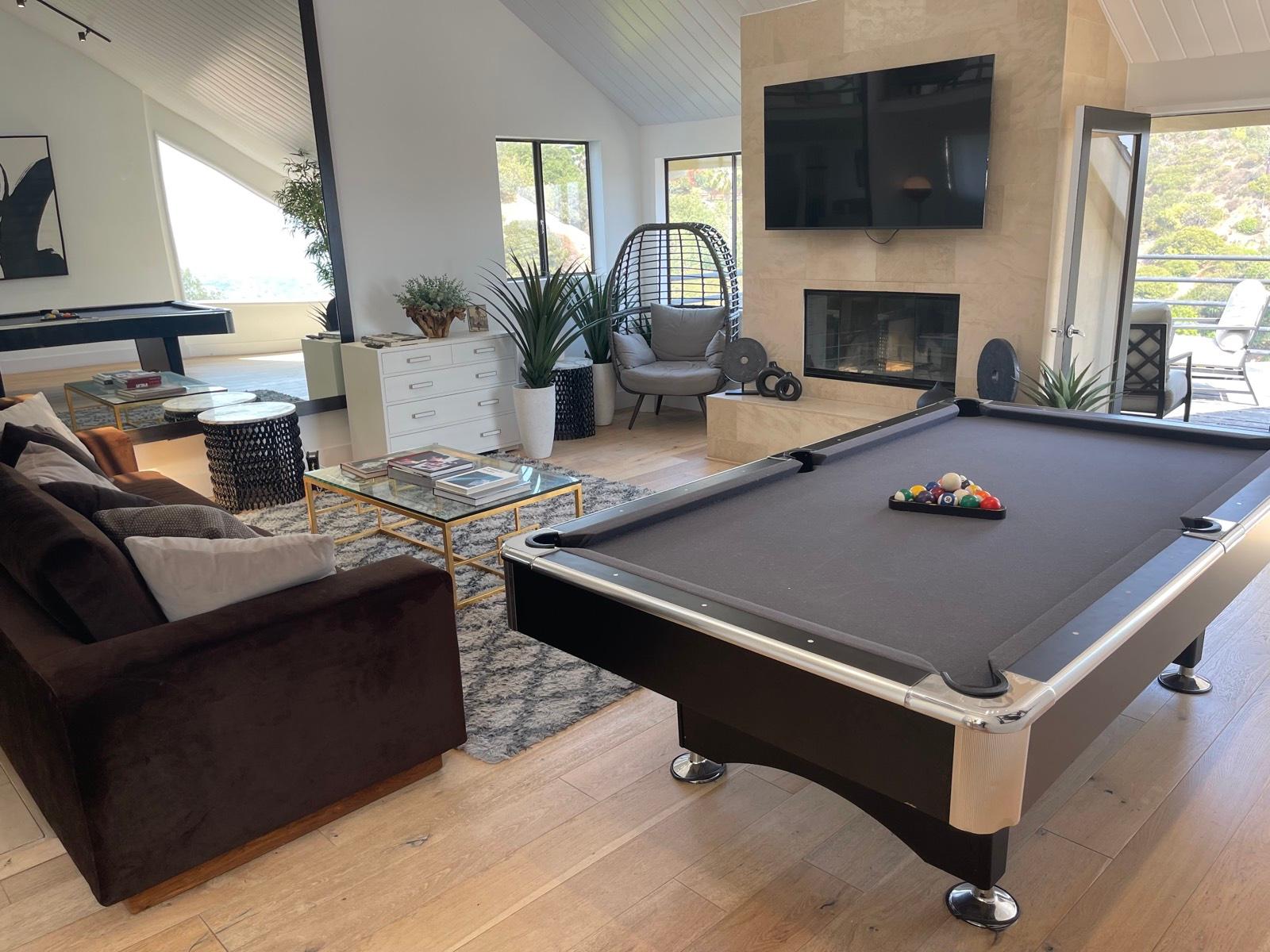 Jas 4 story hollywood h mod abode — photo 6