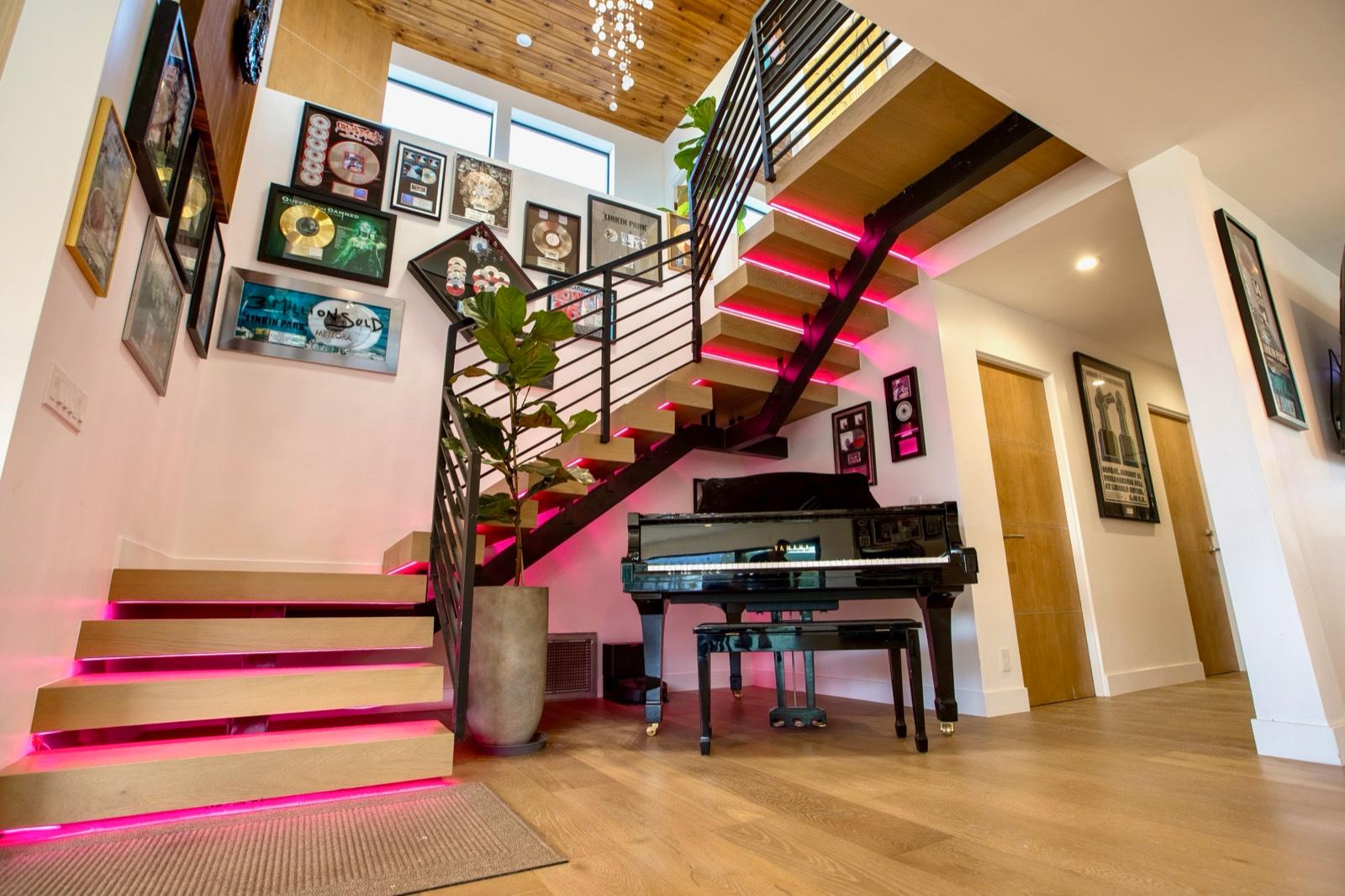 Jb cool slick house — photo 3