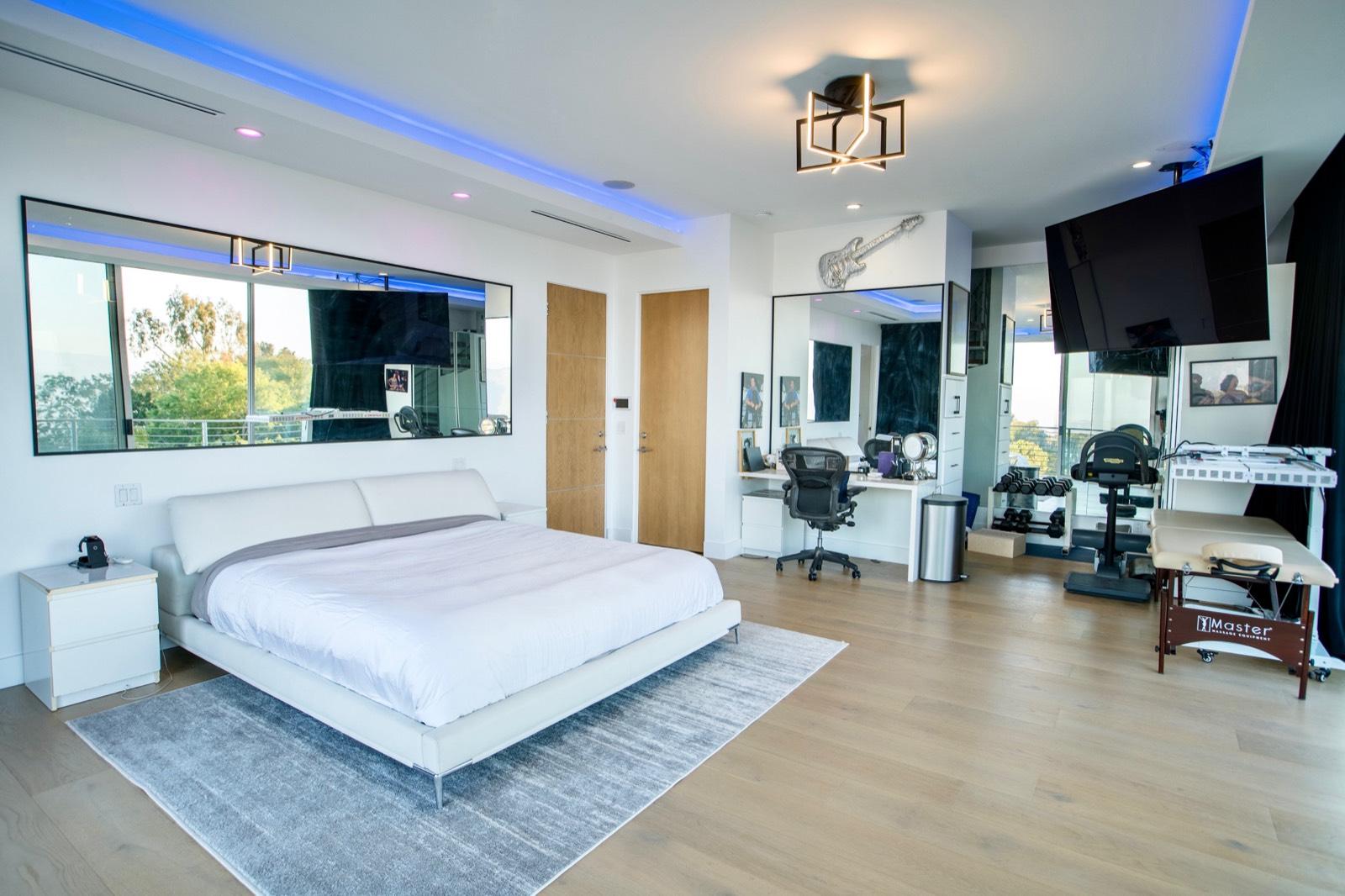 Jb cool slick house — photo 9