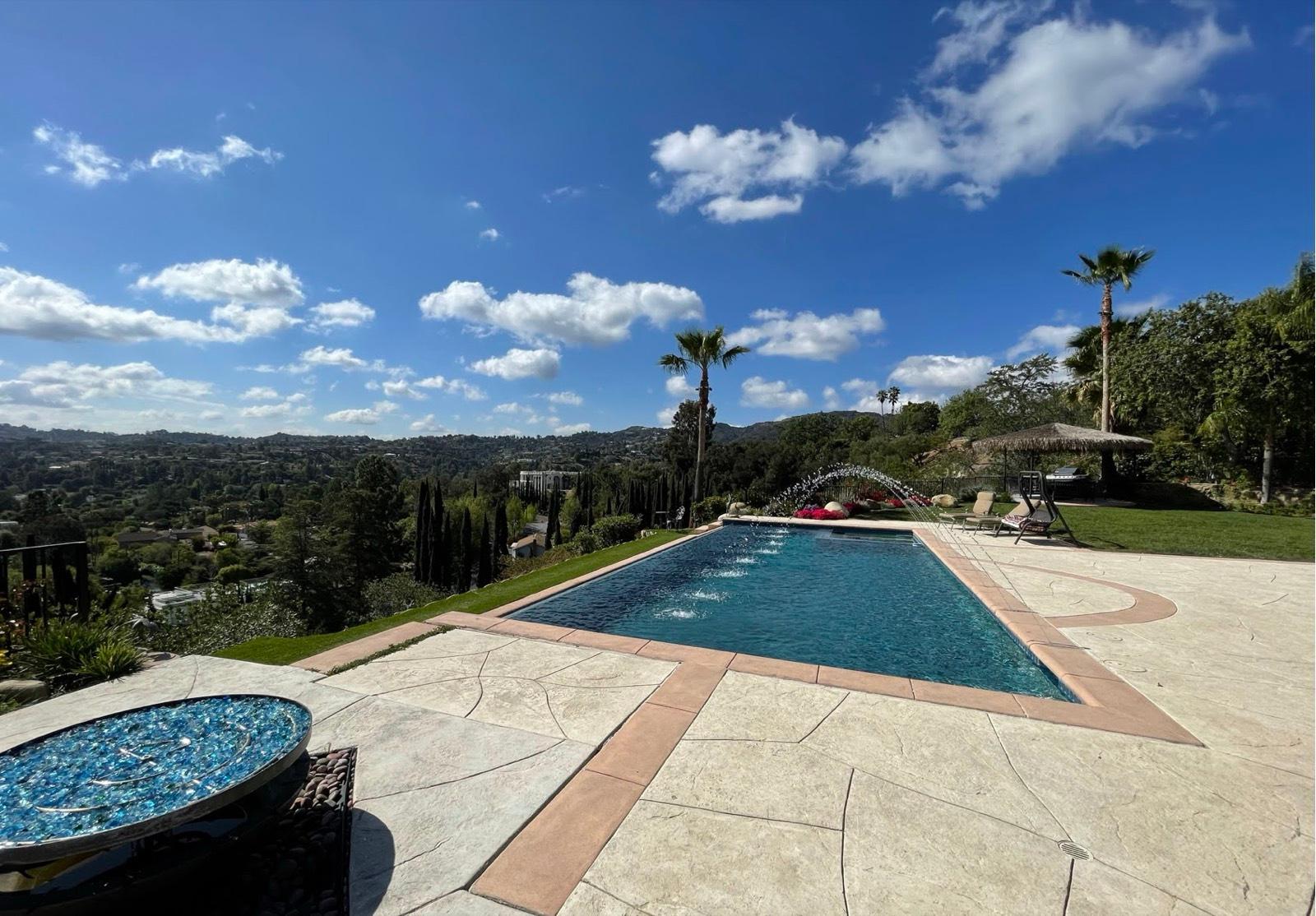 JE S Mediterranean View Home — photo 6
