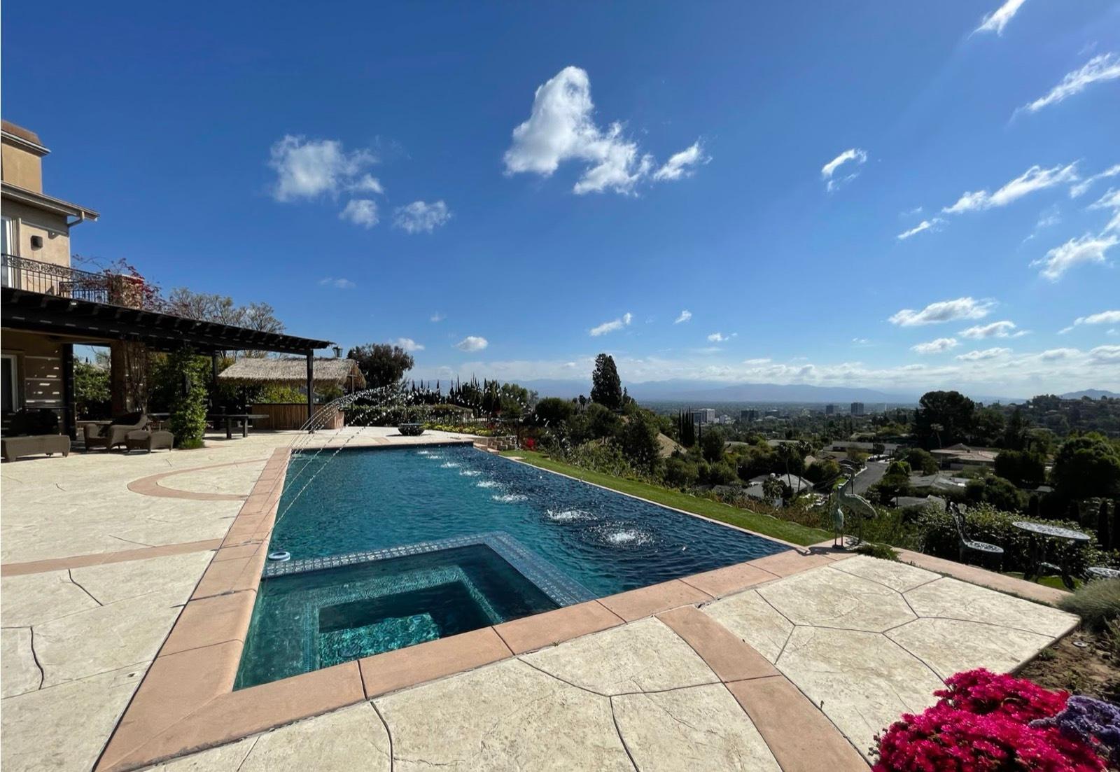JE S Mediterranean View Home — photo 1