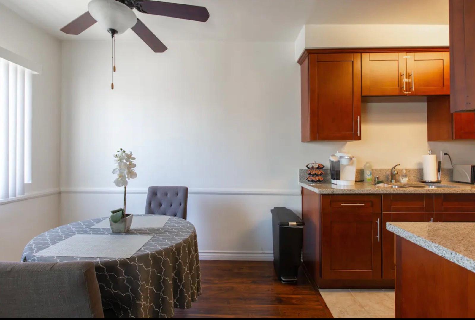 Jess's West LA Apartment Building — photo 9
