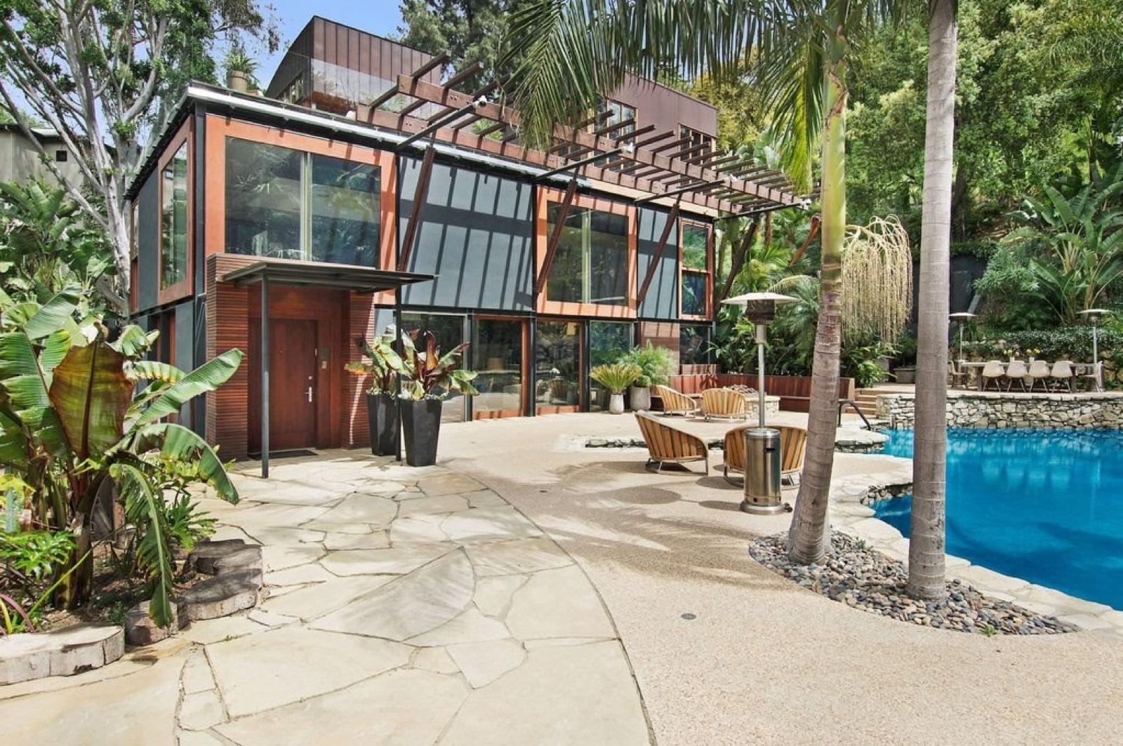JG's Architectural Home — photo 10